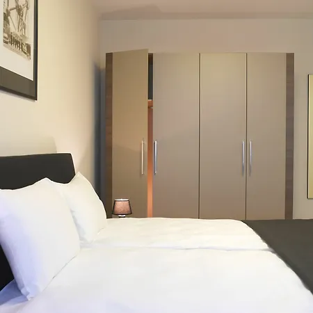 Thon Eu Apartment *